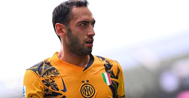 中足联与足 中足联与足