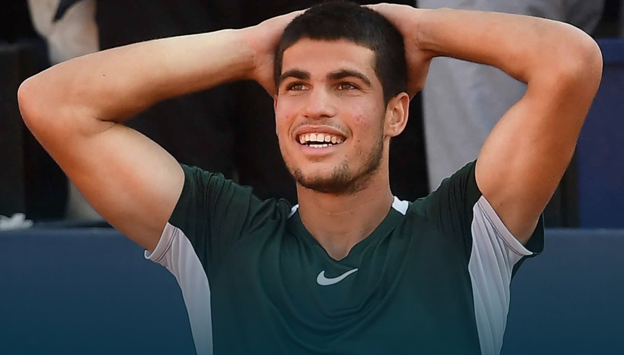 A现役名副 A现役名副