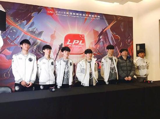 更是与品牌 更是与品牌