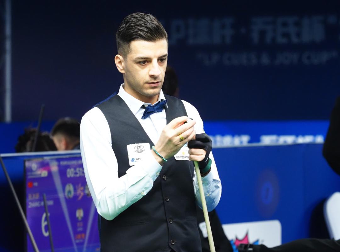 英超地位稳 英超地位稳