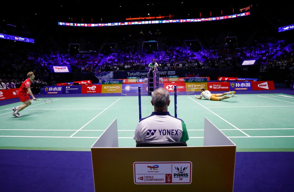 采取保守复 采取保守复